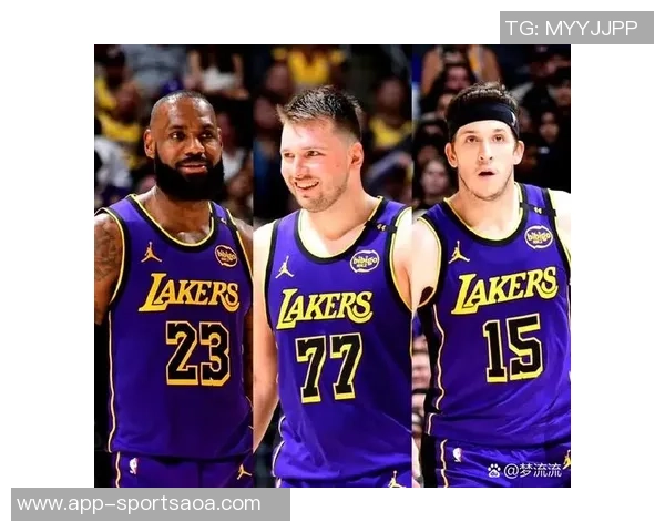 里夫斯再创佳绩以85命中率砍下35分仅次于詹姆斯成为队史传奇